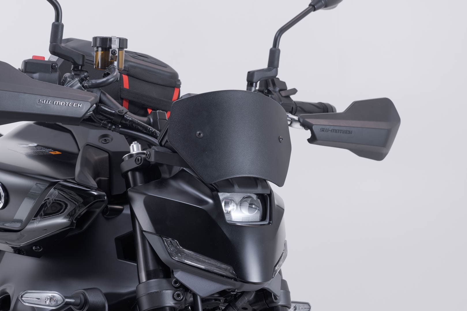 SW-Motech Windscreen Black. Yamaha Mt-09/sp (23-), Mt-09 Y-amt (24-).
