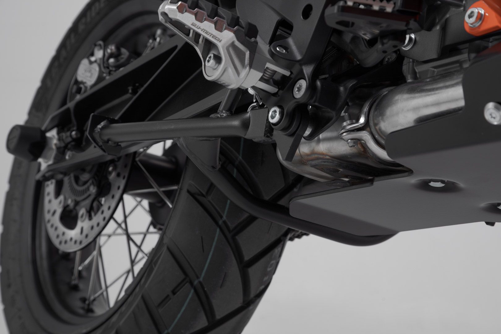 SW-Motech Centerstand Black. KTM 790 Adv, 890 Adv, 890 SM T.