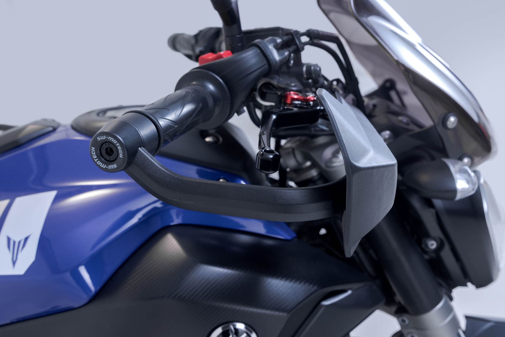 SW-Motech Sport Handguard KIT Black. Yamaha Mt-07 (14-20).