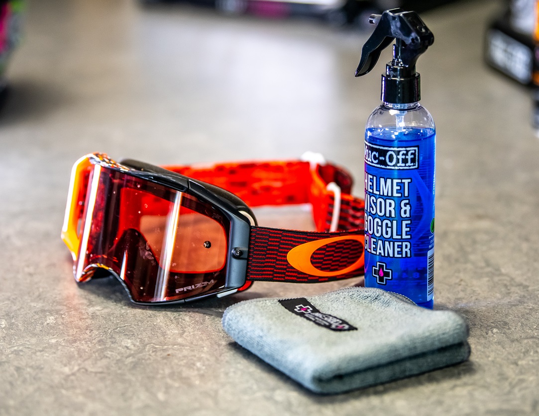 Muc-Off Visor, Lens & Goggle Cleaner 250ml