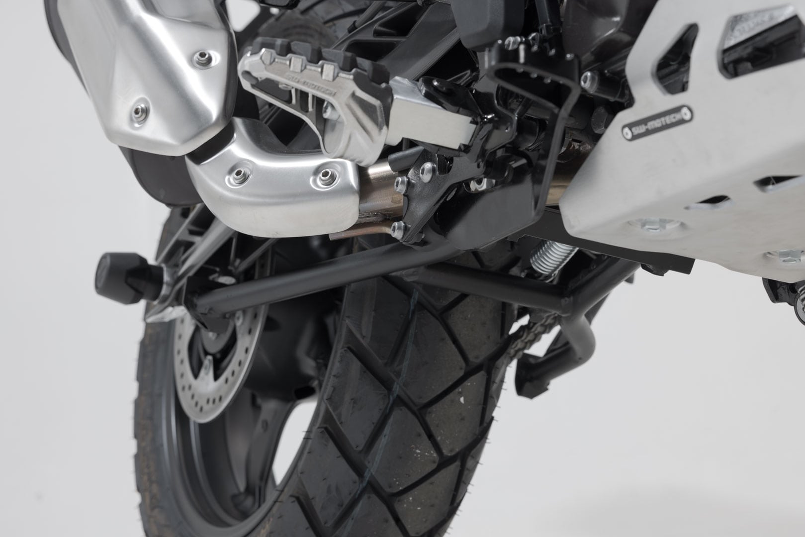 SW-Motech Centerstand Black. BMW G 310 GS (20-).