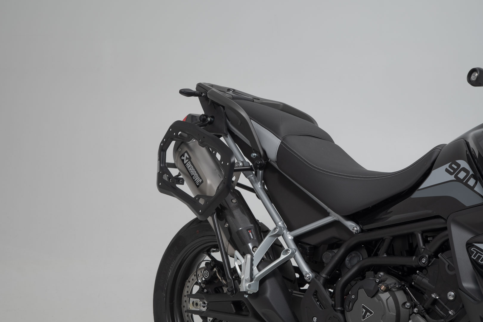 SW-Motech Akrapovic Slip ON Exhaust System Silver. Triumph Tiger 900 Modelle (19-23).