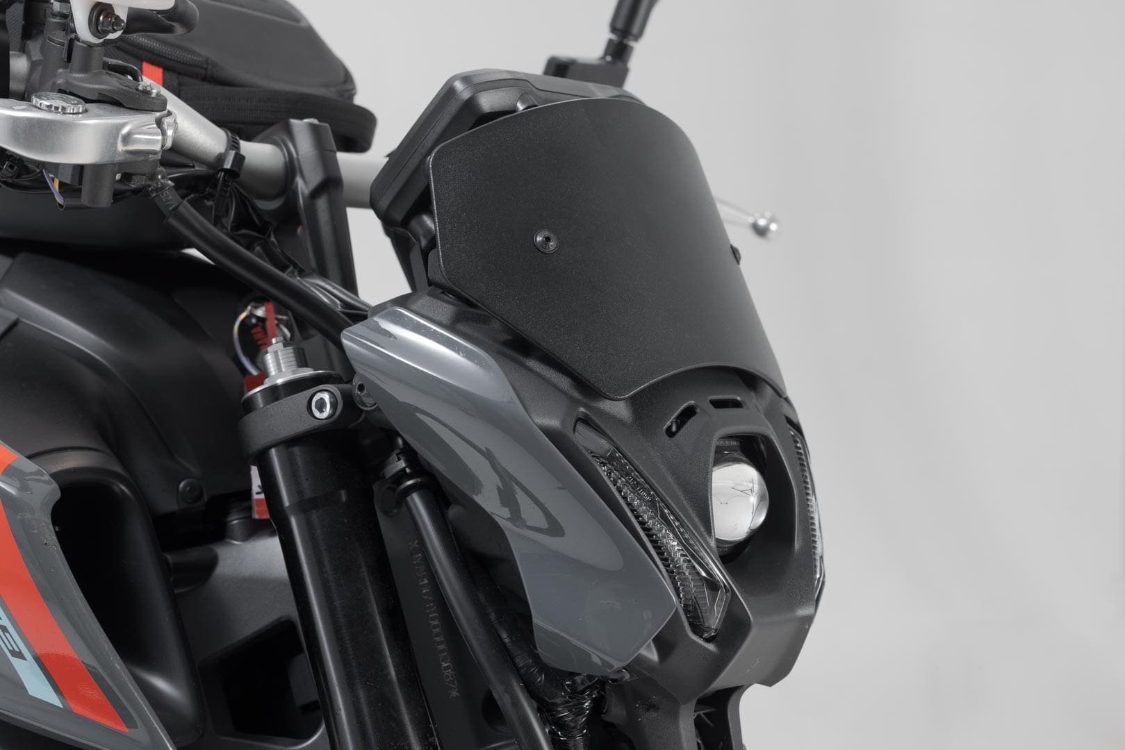 SW-Motech Windscreen Black. Yamaha Mt-09 / Mt-09 SP (20-23).
