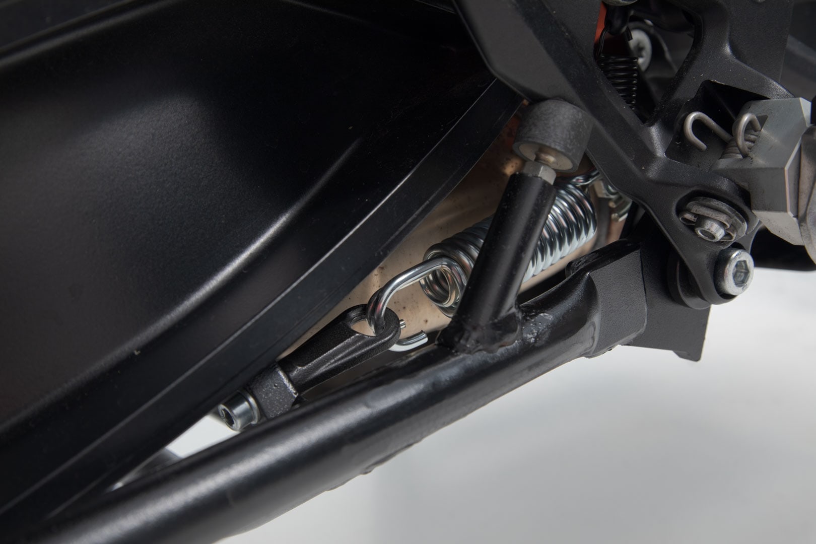 SW-Motech Centerstand Black. KTM 790 ADV R, 890 ADV R.