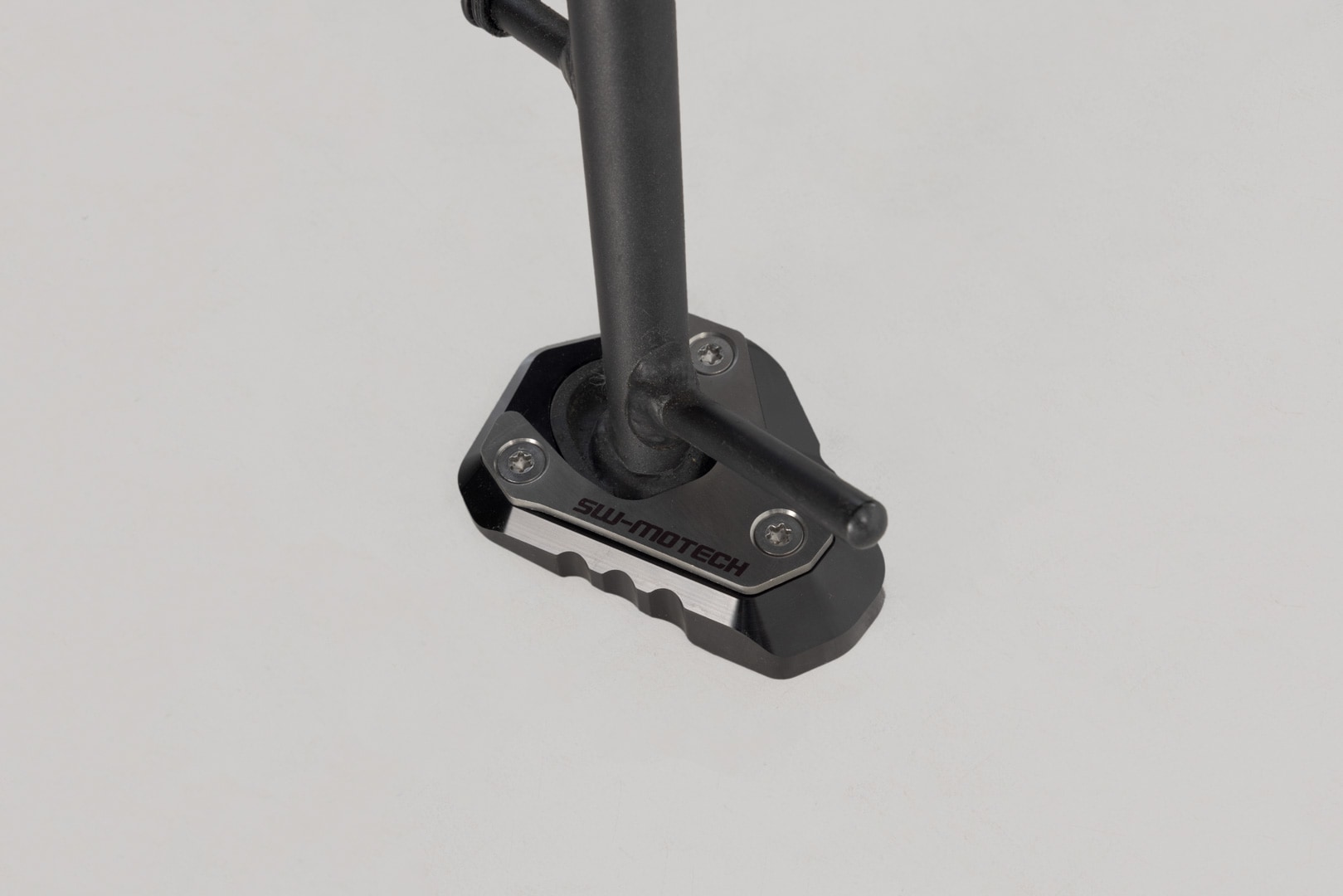 SW-Motech Extension FOR Side Stand Foot Black/silver. Kawasaki Z650/s/rs, Ninja 650.
