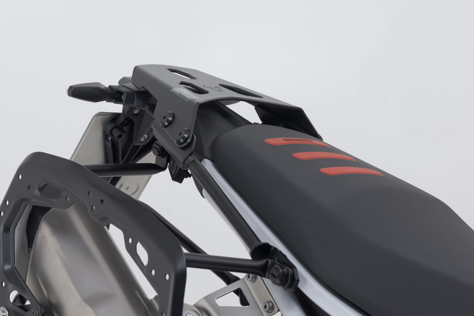 SW-Motech Street-rack Black. BMW F 900 GS (23-).