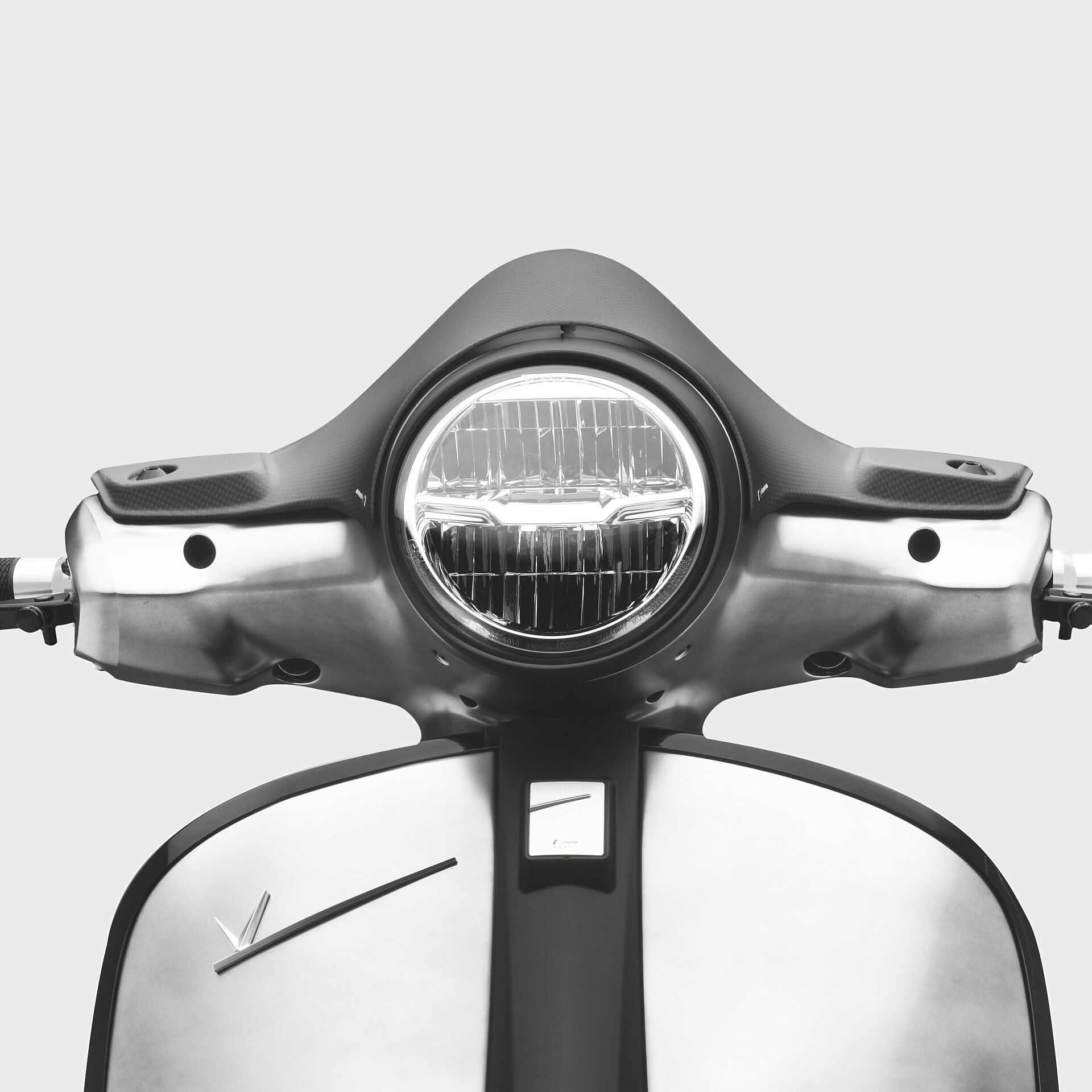 Headlight fairing