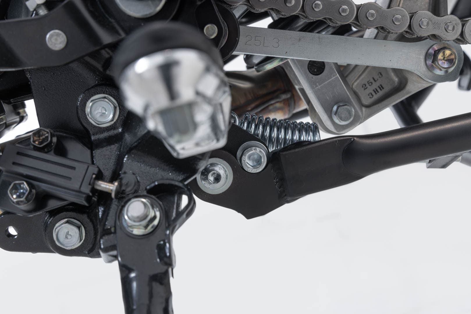 SW-Motech Centerstand Black. Suzuki V-strom 800 (22-).