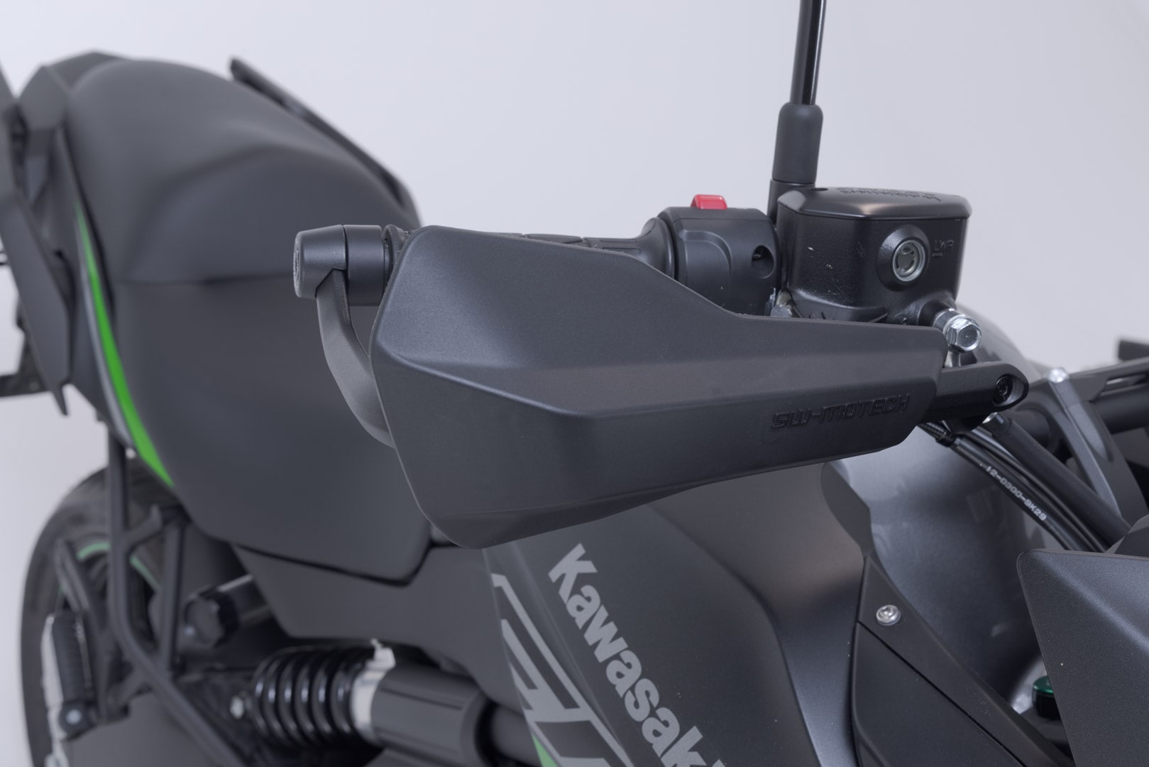 SW-Motech Sport Handguard KIT Black. Kawasaki Versys 650 (07-21).