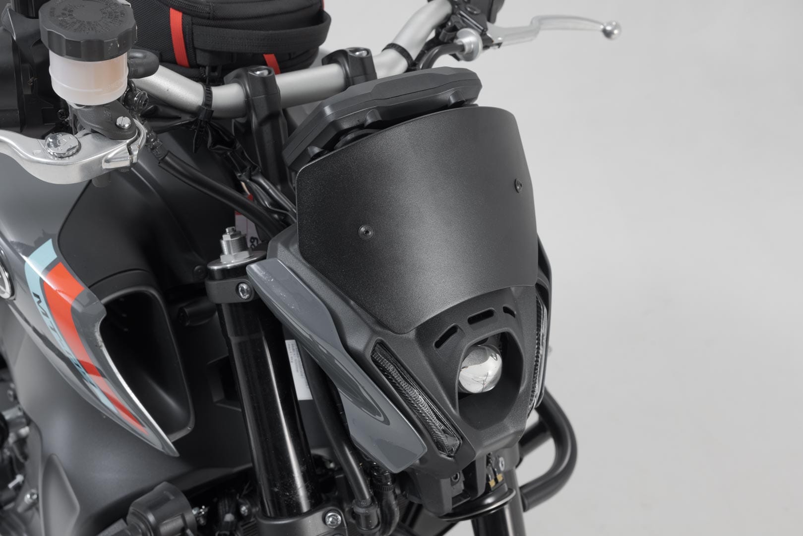 SW-Motech Windscreen Black. Yamaha Mt-09 / Mt-09 SP (20-23).