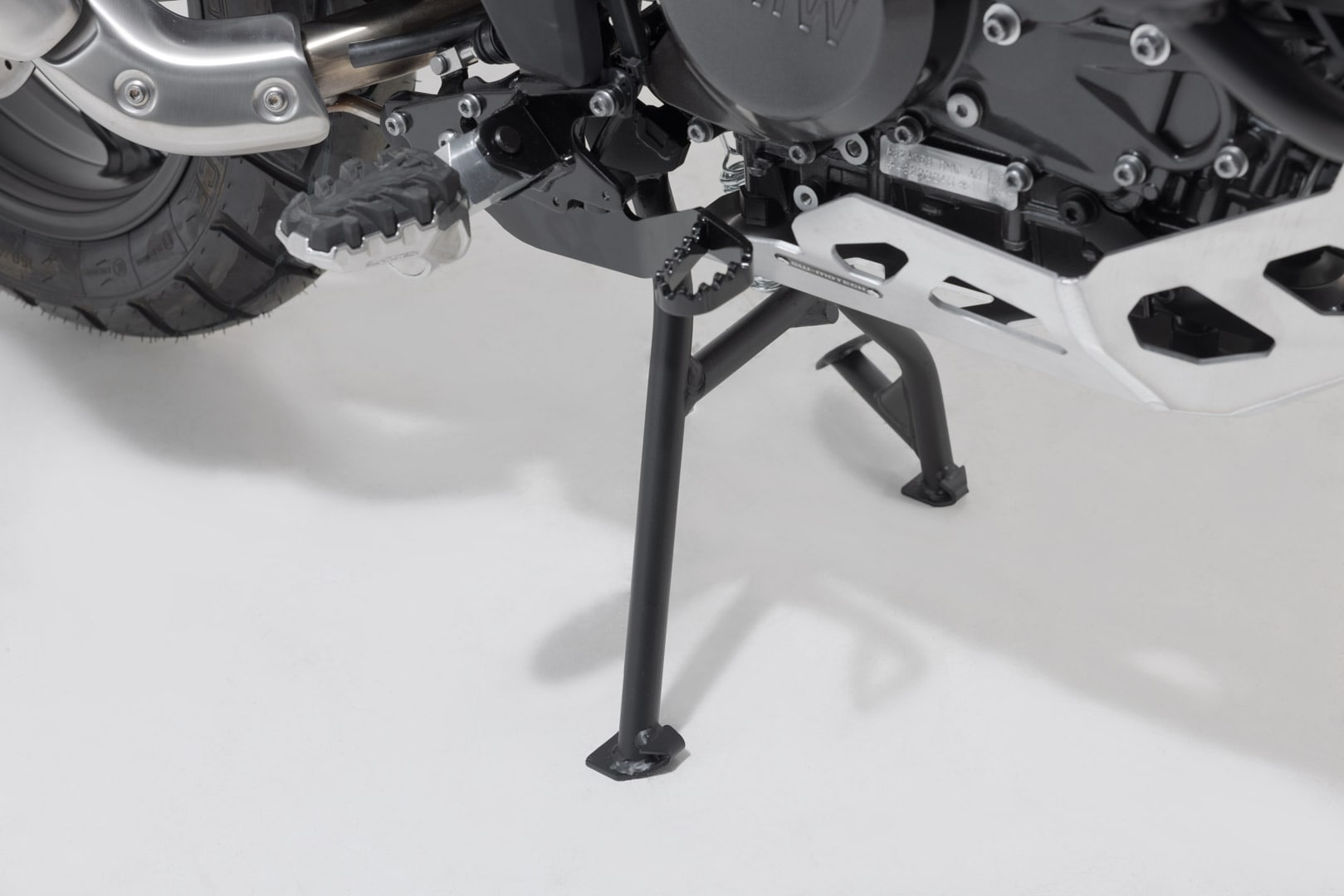 SW-Motech Centerstand Black. BMW G 310 GS (20-).