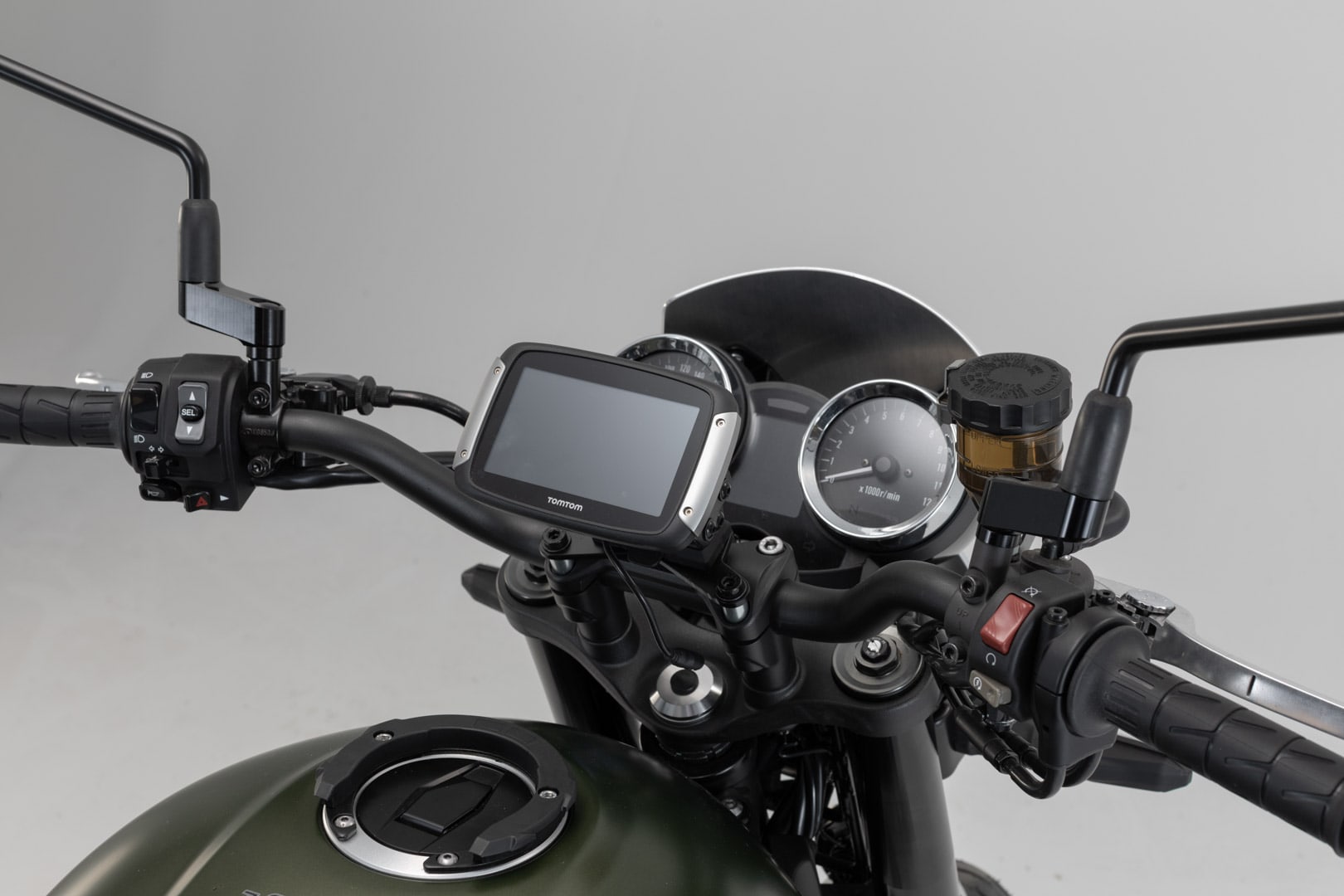 SW-Motech GPS Mount FOR Cockpit Black. Kawasaki Z900rs/ Cafe / SE (17-).