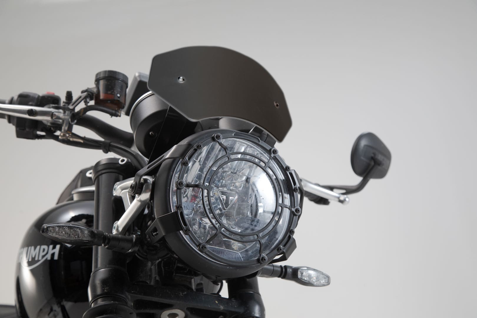 Čelný štít SW-Motech, čierny. Triumph Speed Twin 1200 (18–24).