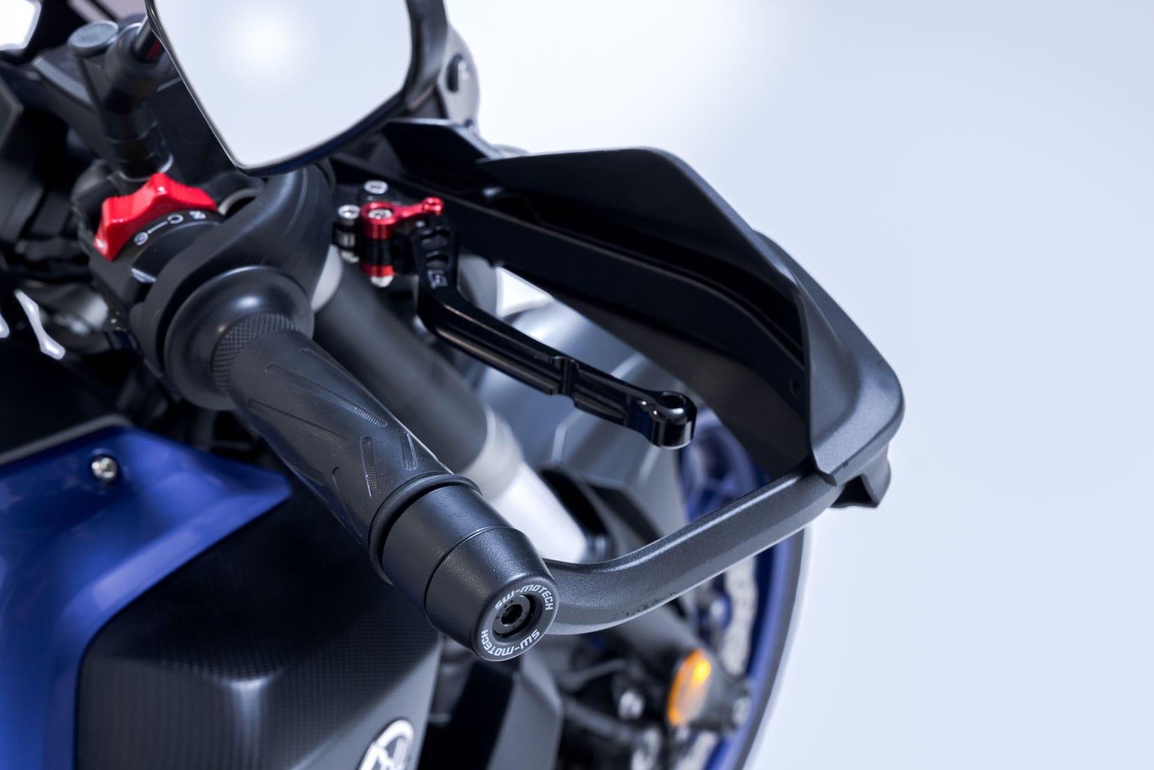 SW-Motech Adventure Handguard KIT Black. Yamaha Mt-07 (14-20).